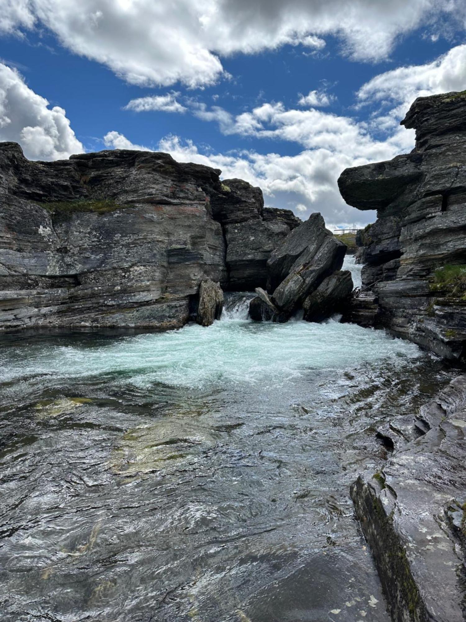 Koselig Med Uthus Pa Vakre Dovrefjell * Dovre